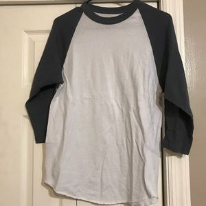 Baseball tee